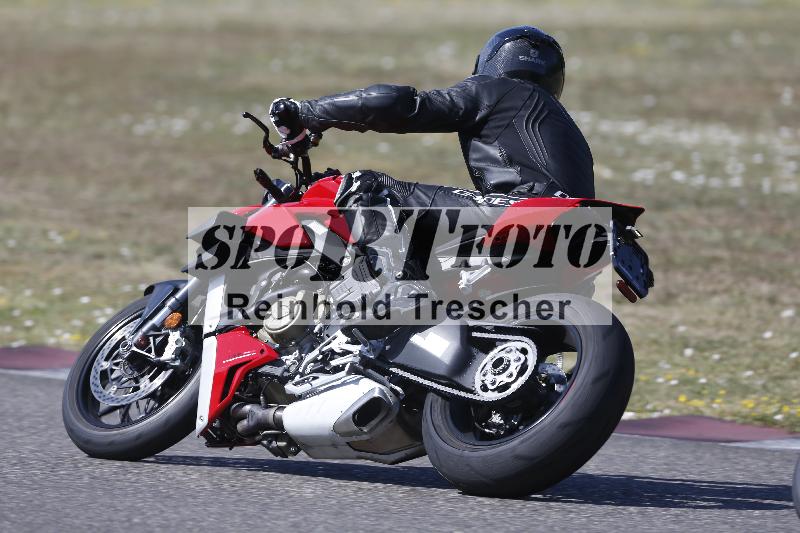 /36 08.08.2026  Pluess Motosport ADR/Freies Fahren/63